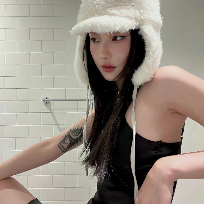 相亲嫁给万元户携空间赚翻了